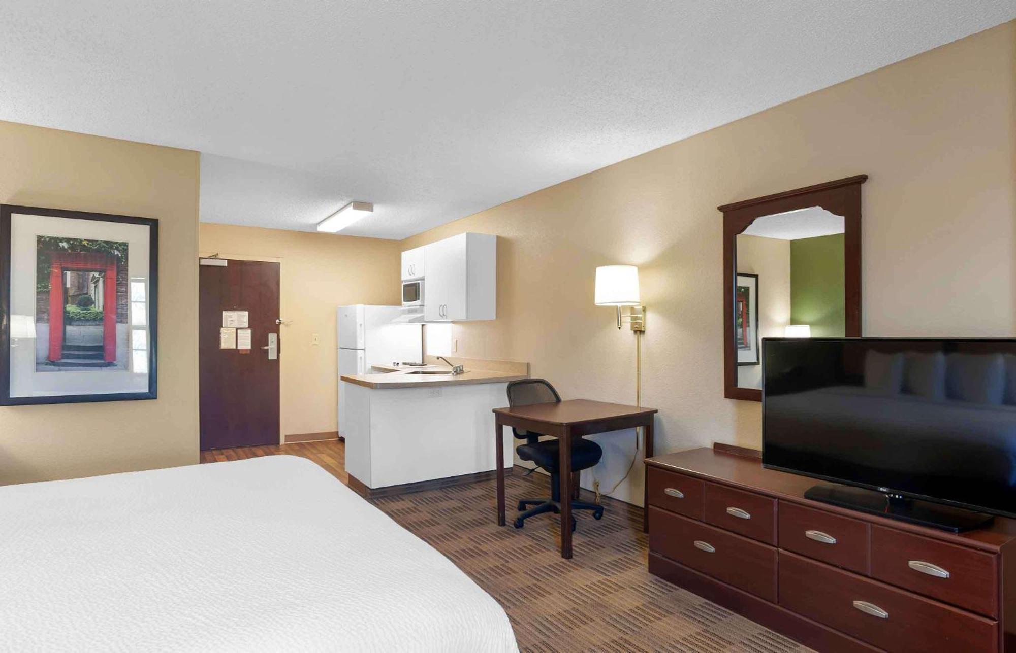 Extended Stay America Suites - Portland - Vancouver Evergreen Екстер'єр фото