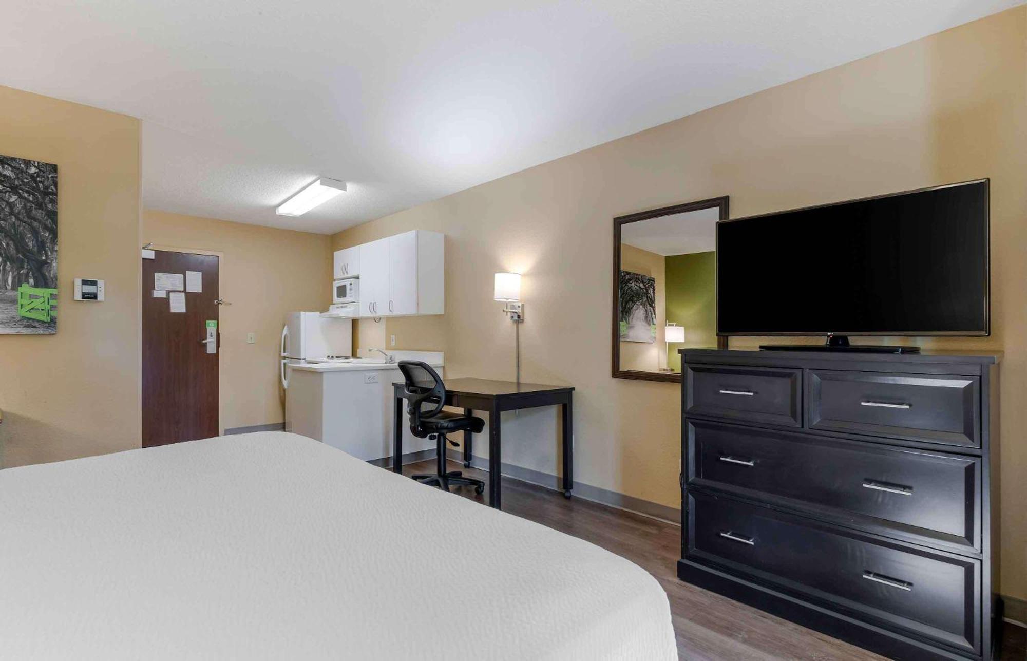 Extended Stay America Suites - Portland - Vancouver Evergreen Екстер'єр фото