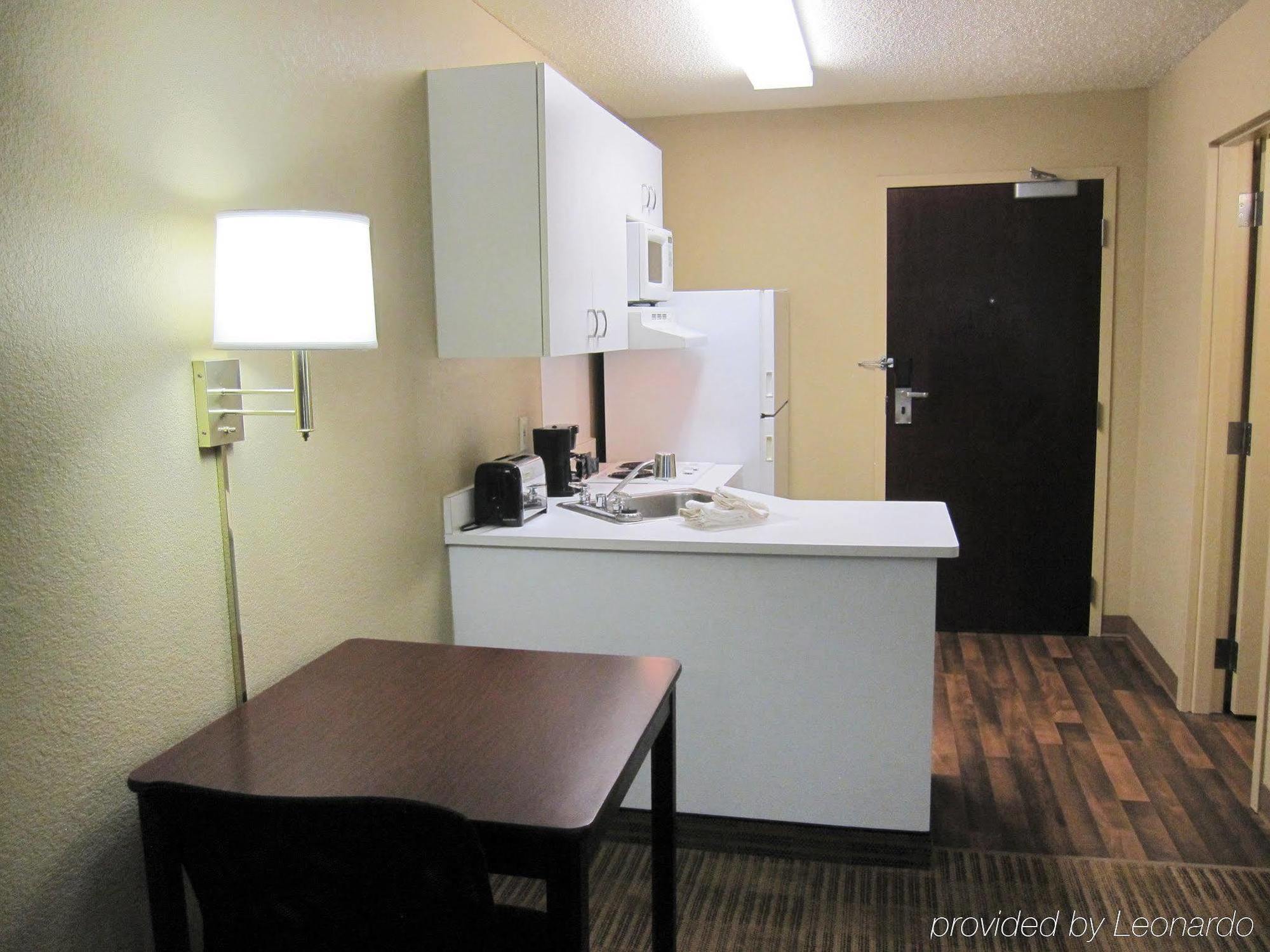 Extended Stay America Suites - Portland - Vancouver Evergreen Екстер'єр фото